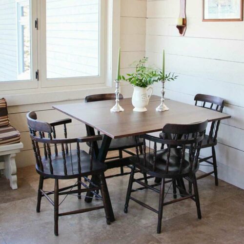 Meja Cafe Kayu Nerida Murah