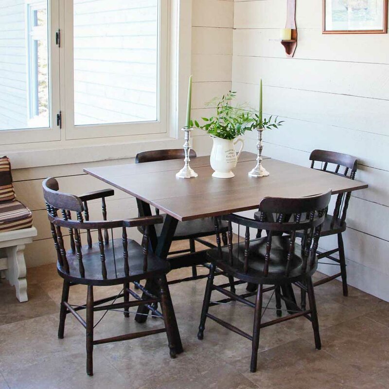 Meja Cafe Kayu Nerida Murah