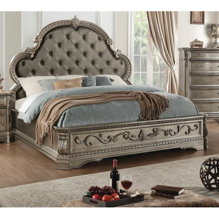 Satu Set Tempat Tidur Neagle Minimalis