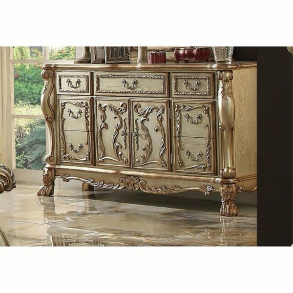 Kamar Set Pengantin Minimalis Escarcega