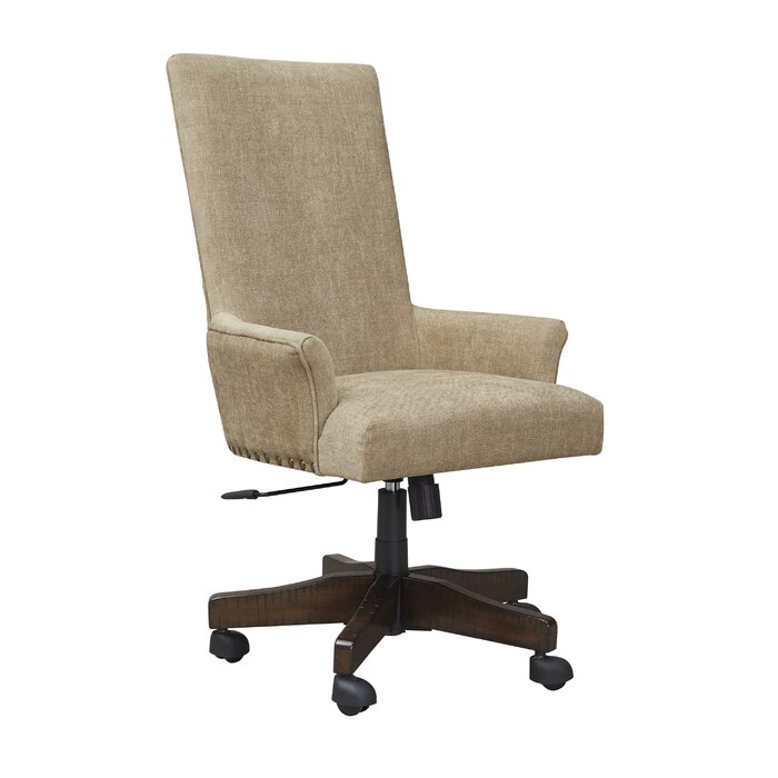 Kursi Direktur Mewah Sarita