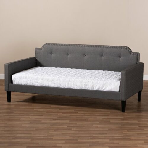 Minimalis Bed Chenault Depan TV