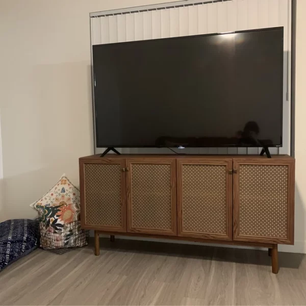 Rak TV Modern Kayu Jati Rotan