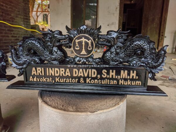 Papan Nama Meja Advokat Konsultan Hukum