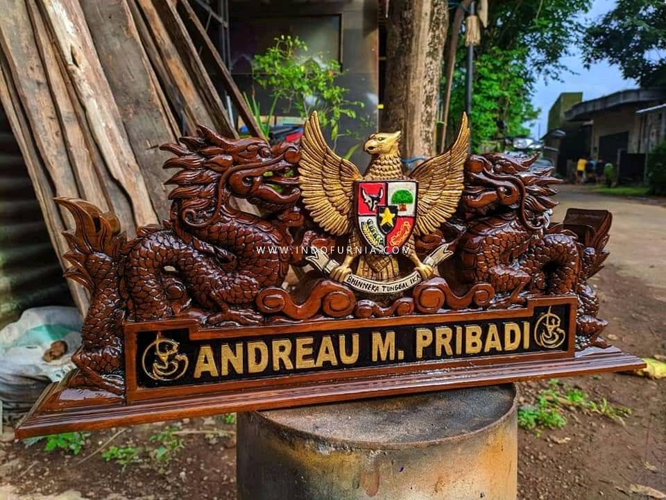 Papan Nama Meja Ukir Naga Garuda