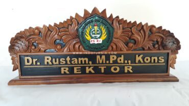 Papan Nama Meja Ukir Rektor