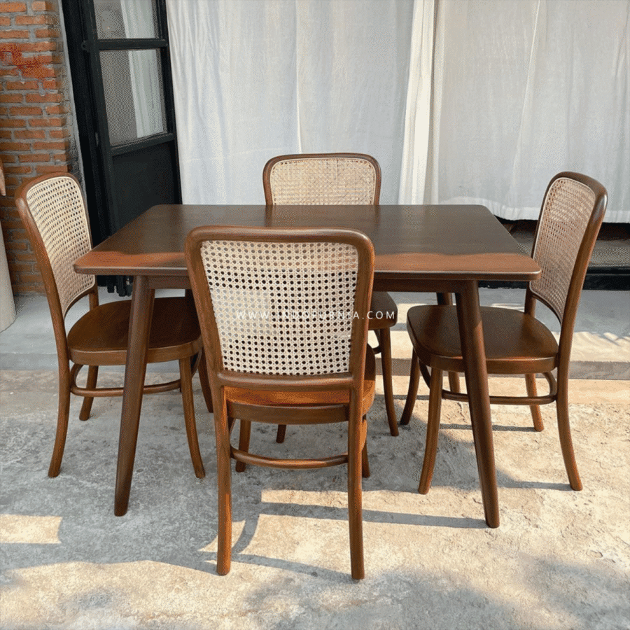Set Meja 4 Kursi Cafe Kevin Kayu Jati Jepara