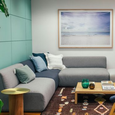 Pentingnya Memilih Sofa Minimalis yang Tepat untuk Ruang Kecil